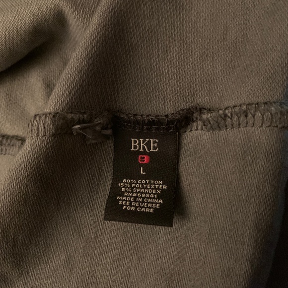 Buckle Side ZIp Jacket - Picture 13 of 14